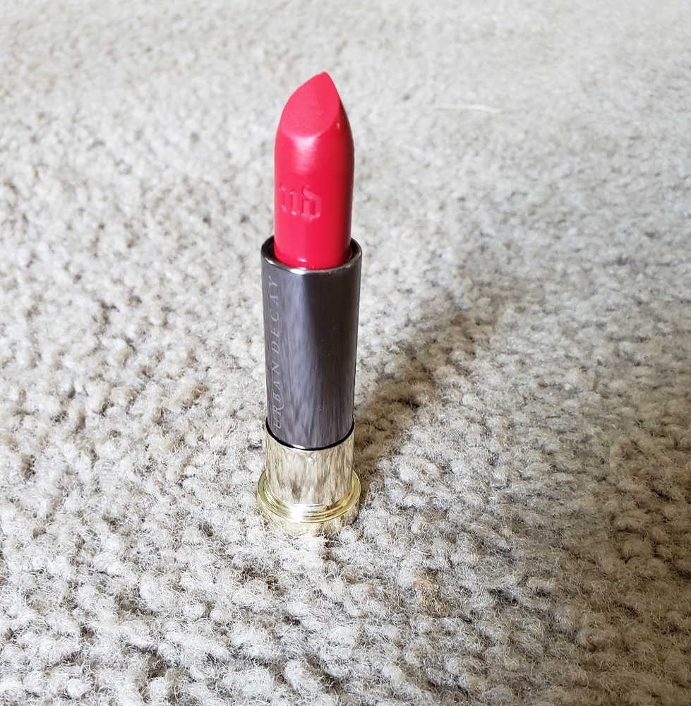 Urban Decay mega matte lipstick